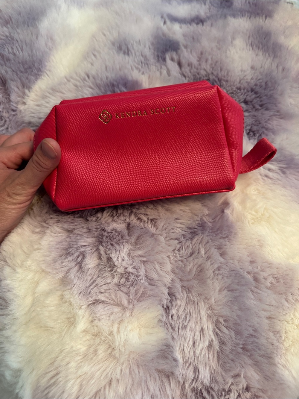 Kendra Scott Hot Pink Textured Cosmetic Case with Gold Logo